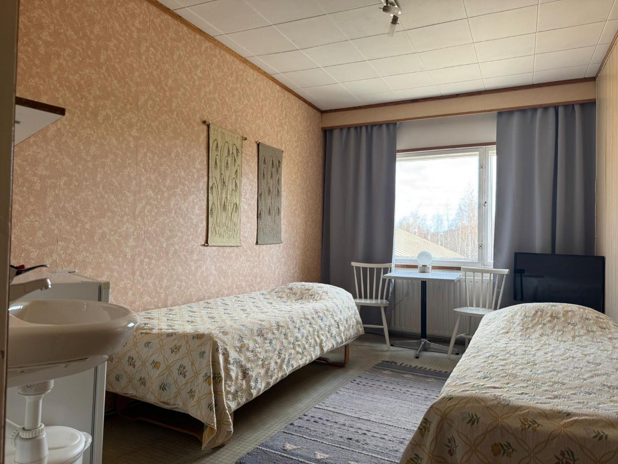 Jaemsaen Gasthaus Extérieur photo